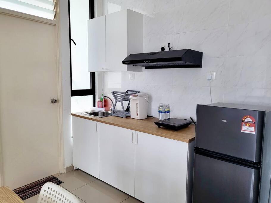 Haider's D'summit Kempas Jb Apartemen *